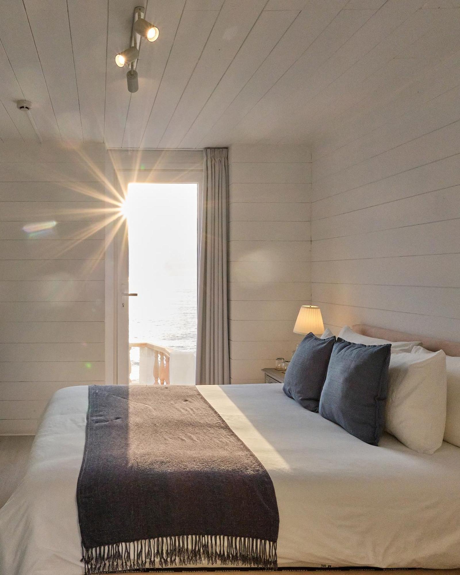 Quarto Duplo com Vista Mar - Quarto Português